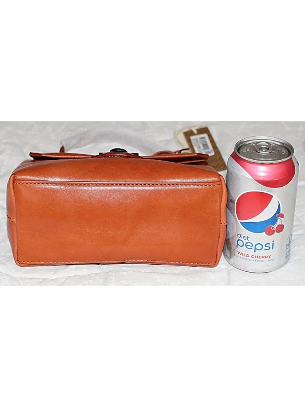 New w/ Tags Old Trend Cypress Crossbody in Cognac (Brown-Orange)